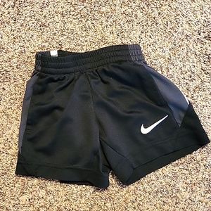 2t nike shorts